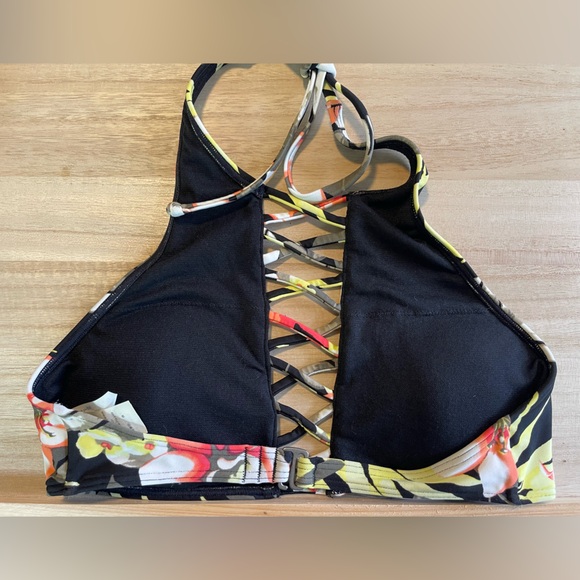 HOLLISTER WOMENS HIGH NECK BIKINI TOP - Picture 2 of 4